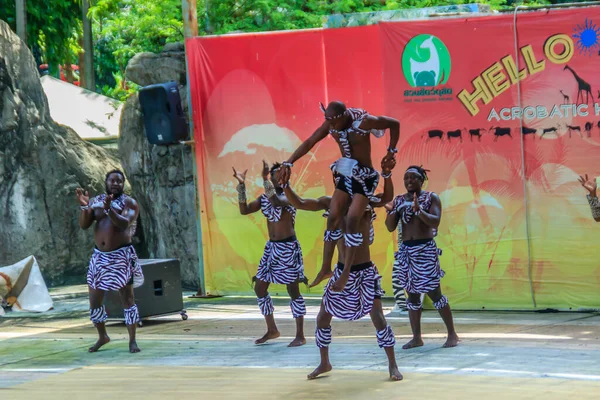 Bangkok Thaiföld Szeptember 2018 Funny Acrobatic Kenya Show Dusit Public — Stock Fotó