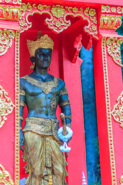 Όμορφο Άγαλμα Του Βασιλιά Mangrai Στο Wat Phra Kaew Chiang — Φωτογραφία Αρχείου