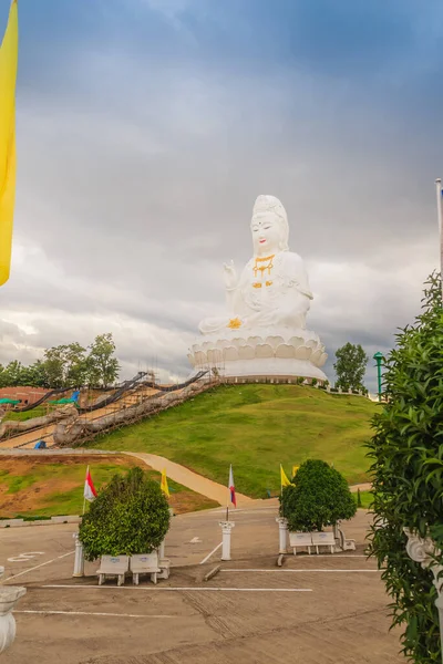 Guanyin Wat Huay Plakang Daki Beyaz Heykeli Budist Tapınağı Chiang — Stok fotoğraf