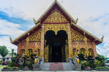 Güzel sanatlar, dini yerler ve Wat Jedyod, Chiang Rai, Tayland 'ın dini eserleri. Wat Chet Yot eski bir tapınağın kalıntılarıyla yenilenmiş bir tapınaktır..