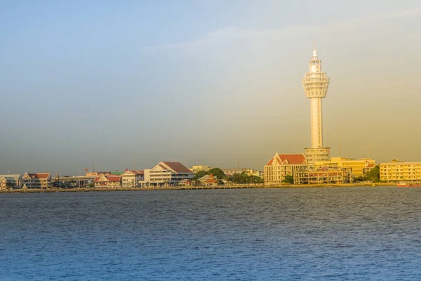 Riverfront View Samut Prakan City Hall New Observation Tower Boat — Stock Photo, Image