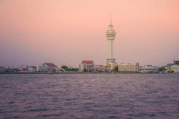 Riverfront View Samut Prakan City Hall New Observation Tower Boat — Stock Photo, Image