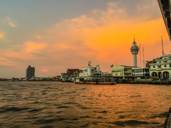 Blick Auf Das Rathaus Von Samut Prakan Mit Neuem Aussichtsturm — Stockfoto