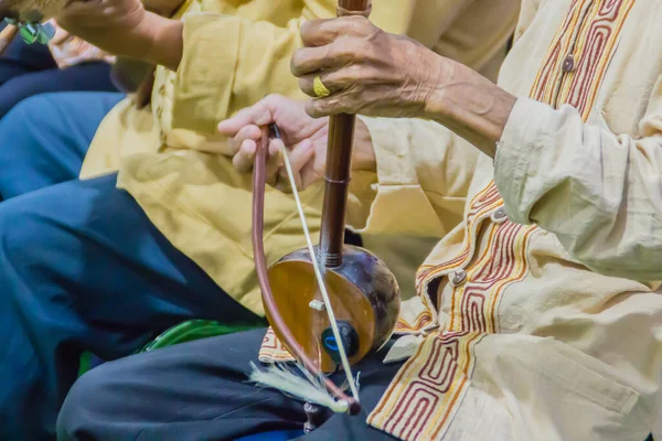 Primer Plano Del Músico Durante Interpretación Del Salor Lanna Tradicional —  Fotos de Stock