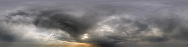 Gökyüzü yarımküre. 360 VR fotoğrafınız veya videonuz için gökyüzü fotoğrafı