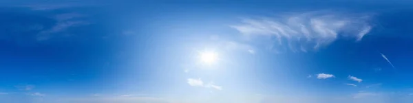 Gökyüzü yarımküre. 360 VR fotoğrafınız veya videonuz için gökyüzü fotoğrafı