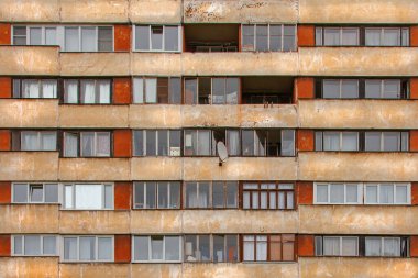 Saint Petersburg Rusya 'daki tipik sosyalist apartman binası