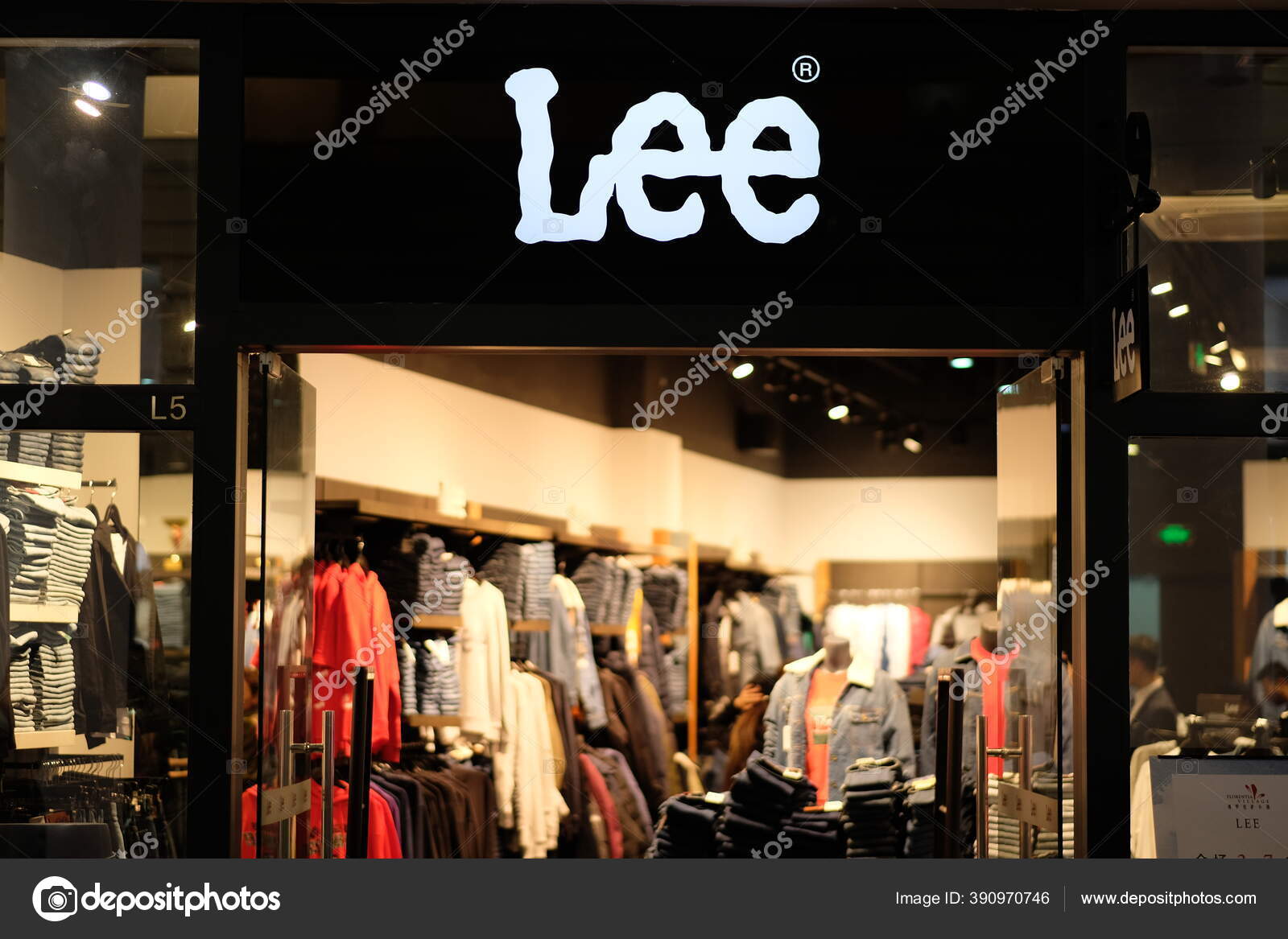 lee jeans store