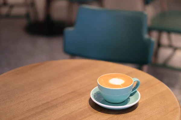 Une Tasse Café Sur Une Table Bois Dans Café Fond — Photo