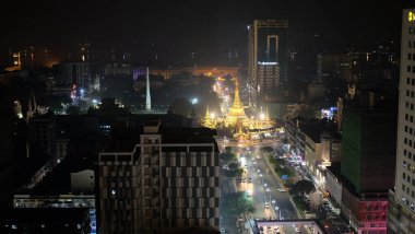 Bu fotoğrafı Yangon şehrinde çektim, Myanmar.