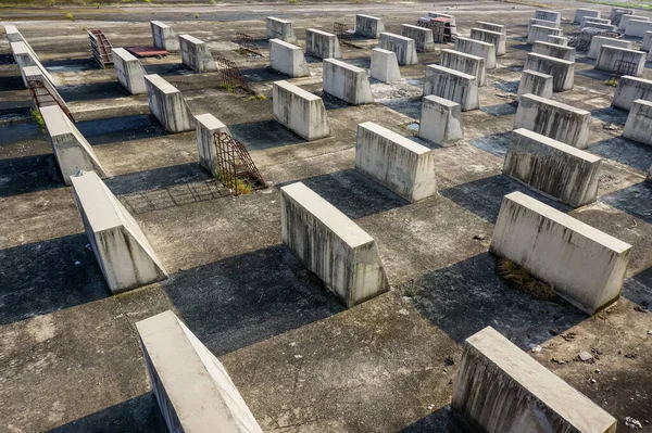 Jatiluhur barajının inşaatı ve mimarisi