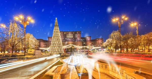 Lichterschmuck Der Ganzen Stadt Bei Der Weihnachtsfeier Der Rumänischen Hauptstadt — Stockfoto