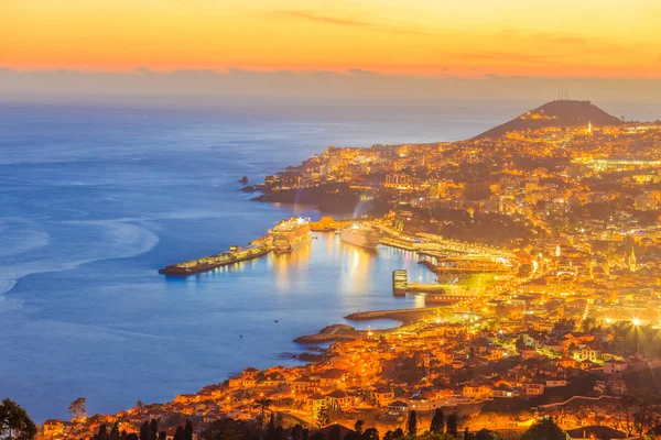 Vista Panorámica Famosa Capital Funchal Iluminada Crepúsculo Isla Madeira Portugal — Foto de Stock