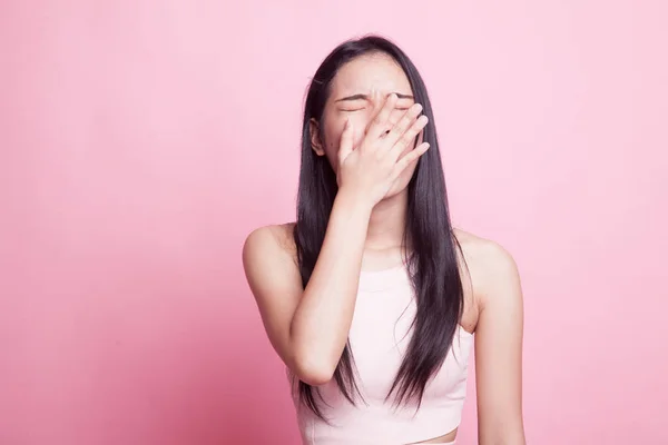 Sleepy Young Asian Woman Yawn Pink Background — Stock Photo, Image