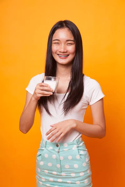 Healthy Asian Woman Drinking Glass Milk Bright Yellow Background — Stock Photo, Image