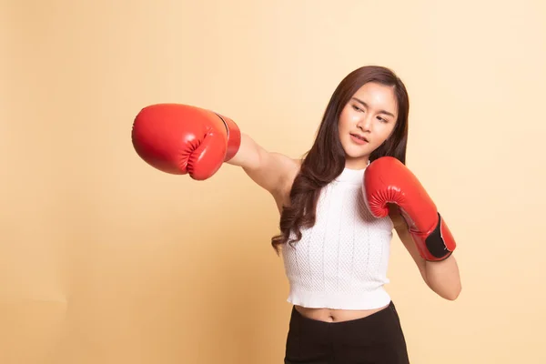 Young Asian Woman Red Boxing Gloves Beige Background — Stock Photo, Image