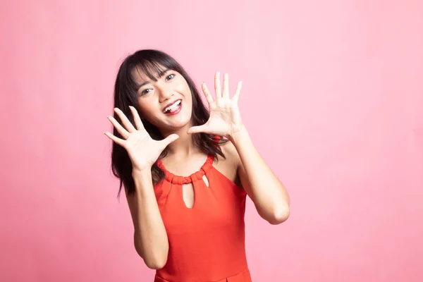 Fiatal ázsiai nő száját kilóg. — Stock Fotó