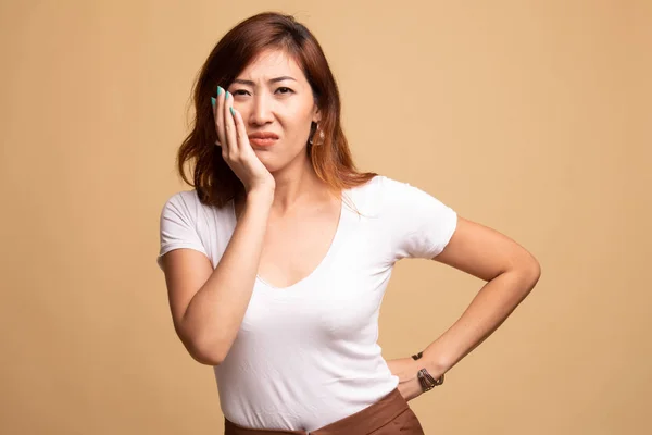 Young Asian woman got toothache. — Stock Photo, Image