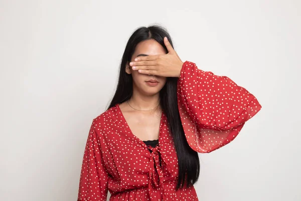 Young Asian woman close her eyes with hand. — Stock Photo, Image