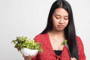 Asyalı kadın nefret salata.
