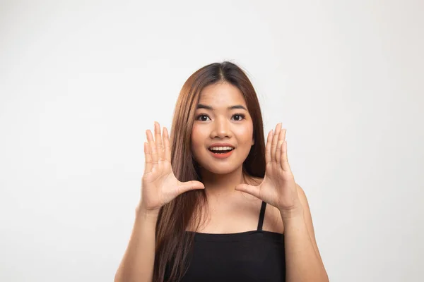 Sorprendido joven asiático mujer . —  Fotos de Stock