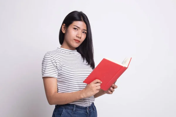 Jong aziatisch vrouw met een boek. — Stockfoto