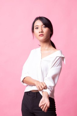 Asyalı güzel bir kadının portresi.