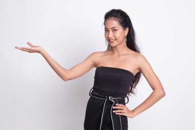 Genç Asyalı kadın eliyle mevcut.