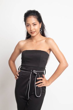 Asyalı güzel bir kadının portresi..