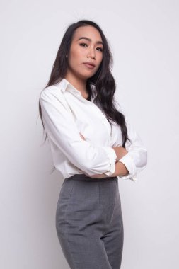 Asyalı güzel bir kadının portresi..