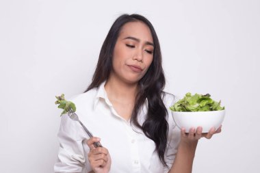 Asyalı kadın nefret salata.