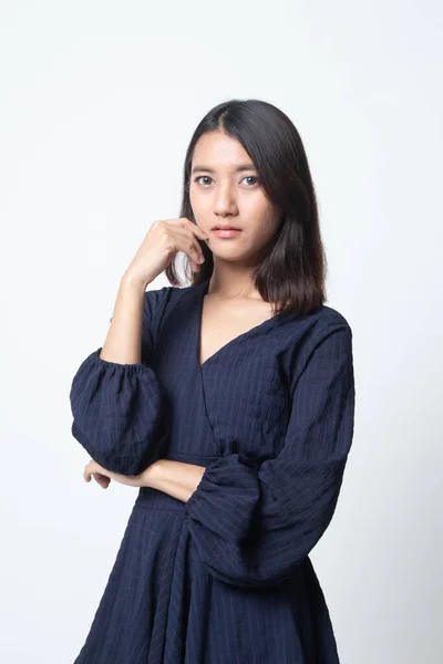 Retrato Una Hermosa Joven Asiática Sobre Fondo Blanco — Foto de Stock