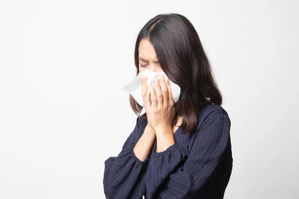 Jovem Mulher Asiática Ficou Doente Gripe Fundo Branco — Fotografia de Stock