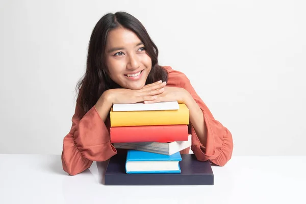 Glückliche Junge Asiatische Frau Las Ein Buch Mit Büchern Auf — Stockfoto
