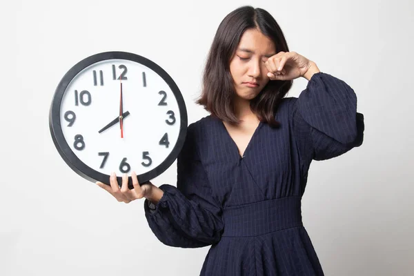 Sleepy Young Asian Woman Clock Morning White Background — Stock Photo, Image