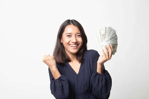 Retrato Una Joven Asiática Mostrando Montón Billetes Dinero Sobre Fondo —  Fotos de Stock