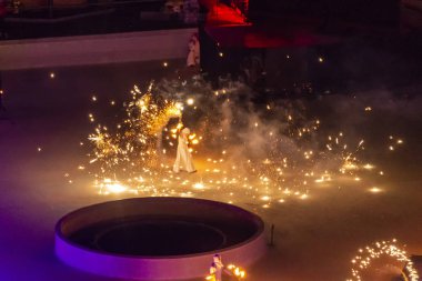 Plovdiv, Bulgaristan - 12 Ocak 2019 - yangın göster: Avrupa kültür başkenti - Plovdiv 2019, Bulgaristan açılış etkinliğinde.