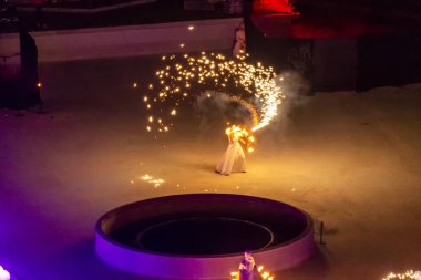 Plovdiv, Bulgaristan - 12 Ocak 2019 - yangın göster: Avrupa kültür başkenti - Plovdiv 2019, Bulgaristan açılış etkinliğinde.