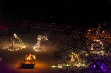 Plovdiv, Bulgaristan - 12 Ocak 2019 - yangın göster: Avrupa kültür başkenti - Plovdiv 2019, Bulgaristan açılış etkinliğinde.