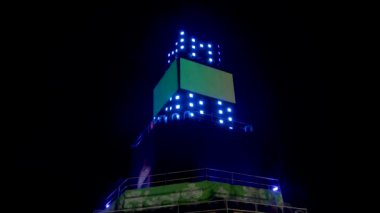 Plovdiv, Bulgaristan - 10 Ocak 2019 - ana kule ve Avrupa kültür başkenti - Plovdiv 2019 açılış etkinliği için sahne. Gece ışık gösterisi.