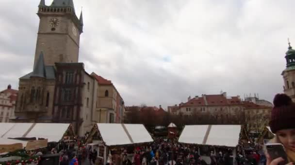 Vánoční trh v pražských časových lhůtách — Stock video