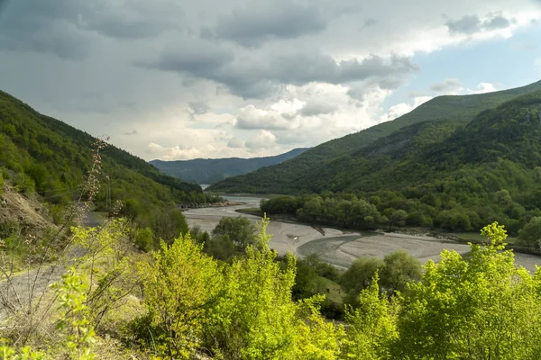 Borovitsa nehri çevresindeki doğa — Stok fotoğraf