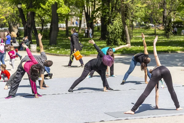 Entrenamiento de Port de bras en las calles de Plovdiv — Foto de Stock