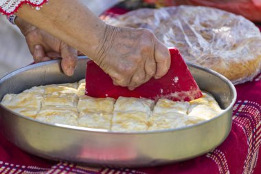 Banitsa denilen geleneksel Bulgar kahvaltısı snack
