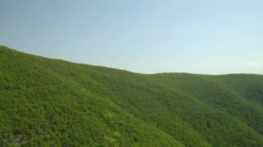 Çardaktan dağ manzarası