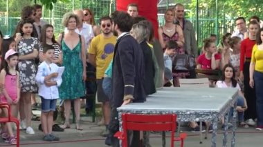 Kentsel alanda dans performans gösterisi