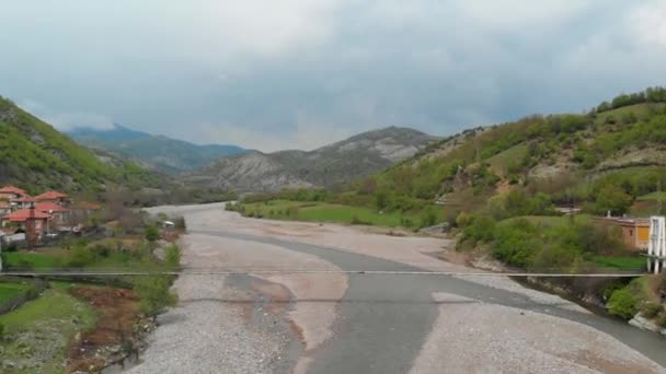 Vue aérienne d'un pont suspendu 