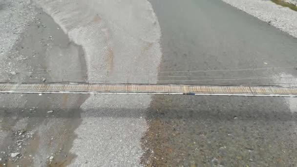 Vue aérienne d'un pont suspendu 