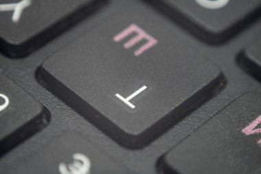 Klavyedeki T harfinin kapatılması