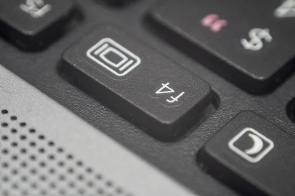 Zbliżenie klucza F4 na klawiaturze — Zdjęcie stockowe